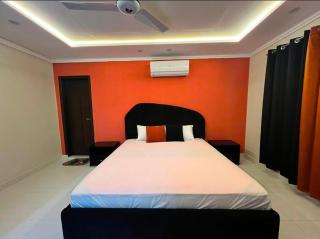 Luxury1 Bedroom Apartment in Bahria Town lahore - 2