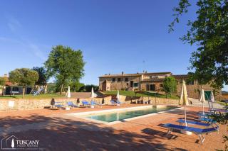 Agriturismo Santarcangelo with shared pool and relaxing view - 9