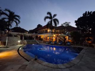 Marakuya Jakaranda Villas and Studios Lovina with Shared Pool - 0