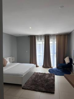 The Riviera Residence by Luxury Stay - 7