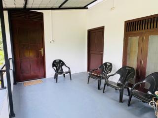 The Cosy Home - Airport Lodge - 5