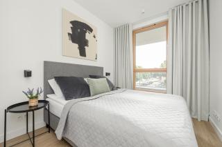 Stylish Apartments with Air Conditioning and Parking Near the Airport by Renters Prestige - 9
