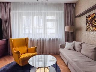 Luxury Stay in Old Town - 5
