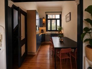 The Grand Townhouse with Sunny Terrace in Antwerp - 6