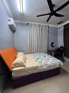 Alor Setar Homestay at Kuala Kedah 4 Rooms 2 Bathroom - 4