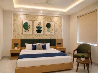 Hotel Shree Inn - 0