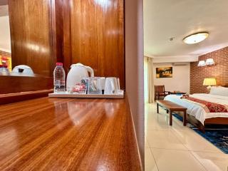 Grand Hotel Airport - 1