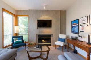 Painted Cliff 31 | Ski-In Ski-Out Townhome close to Upper Village w/ Hot Tub & Parking - 4
