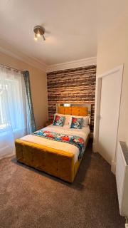 The Cliffburn Hotel - 1
