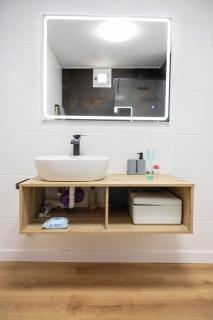 Céntrico apartamento con parking gratis - 2