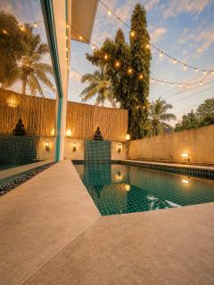 4 Bedroom Villa Baga Beach Calangute - Private Plunge pool - Kitchen - Wifi - TV - 9