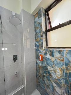 Lux Sea View 3 Bedroom Apartment Shanzu,Next to Pride Inn Paradise - 8