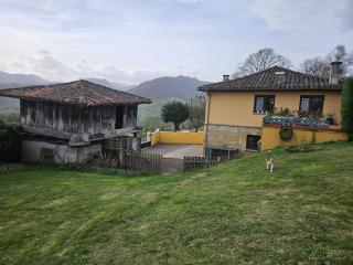 Country house overlooking the Picos de Europa - 9
