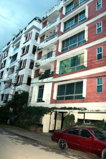 Stunning Apt in secured area - 6