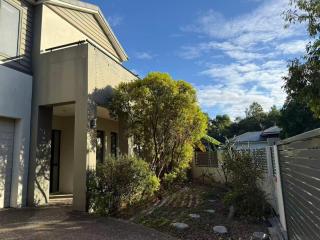 Spacious 5BR Family Home&Pet Friendly - 6
