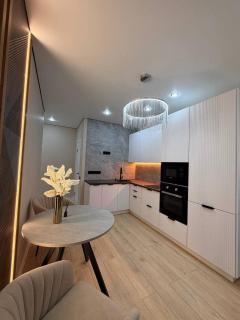 Center Point Suites - 1