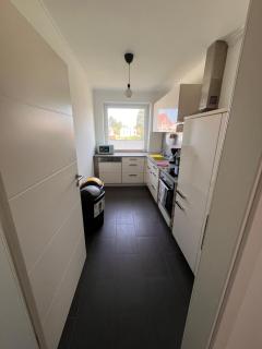 3 BR Apartment, Parking, 6 Singlebeds, Balcony, 5min to Autobahn A7 - 3