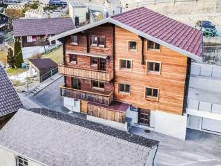 Apartment Charmant appartement dans chalet rénové by Interhome - 9