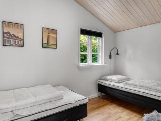 Holiday Home Tian - 1km from the sea by Interhome - 2
