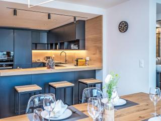 Apartment Chesa Zentrum 10B by Interhome - 3