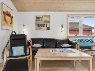 Holiday Home Sannie - 2-8km from the sea by Interhome - 1