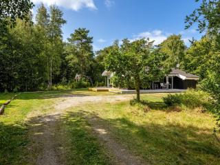 Holiday Home Naninja - 924m from the sea by Interhome - 7
