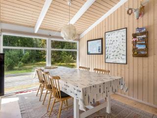 Holiday Home Naninja - 924m from the sea by Interhome - 4