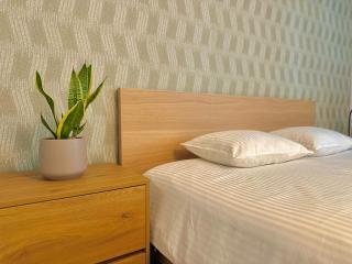 Home by Valuoja Park with Private Entrance and Parking - 8