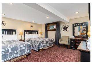 Rustlers Lodge - 3