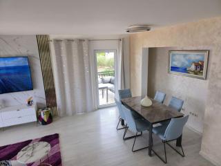 Apartment Lux Adriatica 3 by Interhome - 2