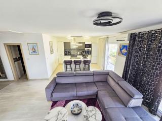 Apartment Lux Adriatica 3 by Interhome - 4