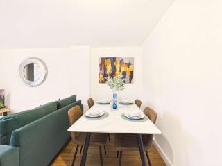 Rivoli Mews - 6