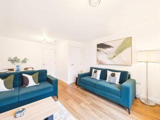 Rivoli Mews - 1