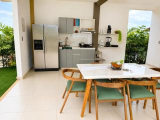 Villa Martina`s Luxury Beach House - 8