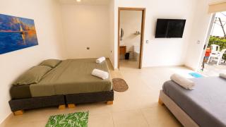 Villa Martina`s Luxury Beach House - 3