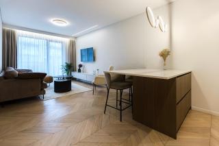 Central Panorama Retreat w balcony Self Check-in - 1