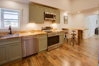 Main Street Retreat w/ Game Room! 6 Mi to Skiing - 2