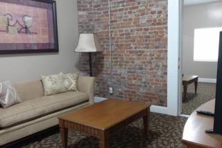 319 Charming 2BR Home Medium and Long term l Near DT - 5
