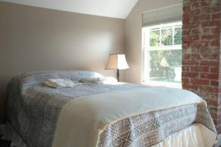 319 Charming 2BR Home Medium and Long term l Near DT - 1