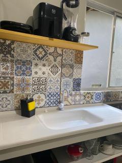 Casa em Candeias 02, Jaboatão - Wi-Fi Rápido e Ar Cond - 1