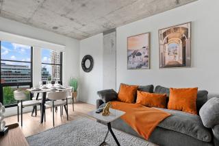 Refined City Stay - Gym - Wi-Fi - Workspace - 9