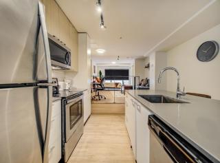Modern Studio in Montréal - Close to Everything - 2