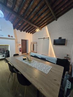 ALMI Guest House - 1