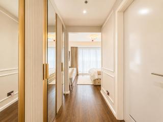 Parisian elegance Modern 1BR in Aeon Towers - 1