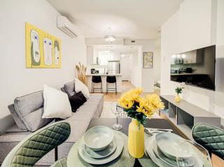 Stylish 1BR - Heart of Old Montreal - 0