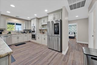 Vegas Getaway 7 BR Private Pool 5 000 sq ft - 8