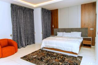 House 112 Apartment - 4