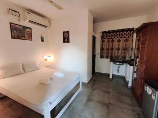 Hotel Ashoka King - 4