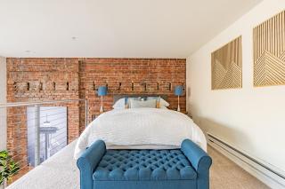 Modern Loft in The Heart of Seattle - 3