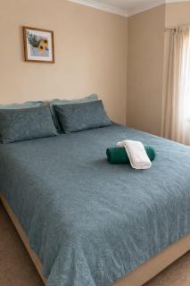 Chigs Cozy Apartment - 9